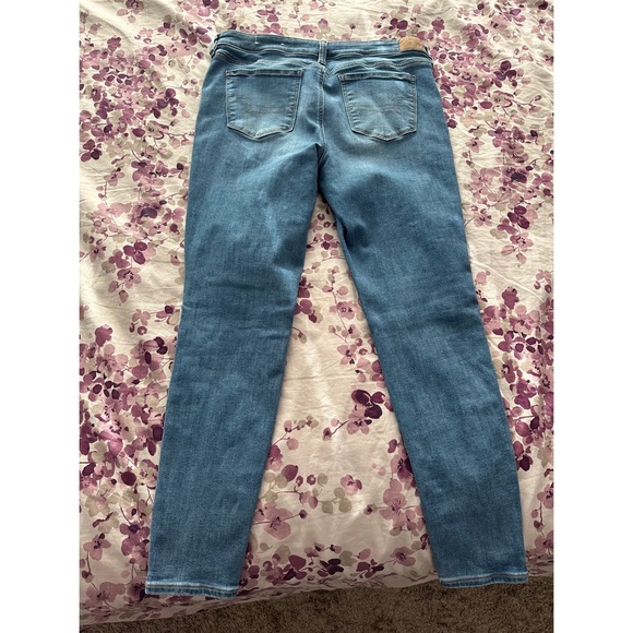 Skinny Jean - Picture 2 of 2